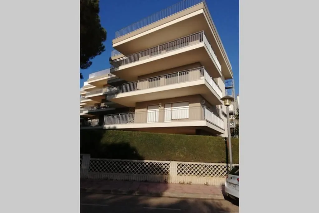 Apartamento con terraza en la playa de La Fosca Palamós